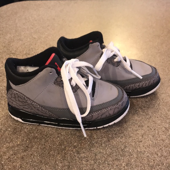 Toddler Air Jordans - Picture 2 of 6